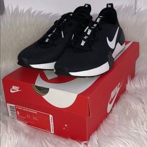 Nike Ashin Modern Women’s Black/White Shoes 9 NEW